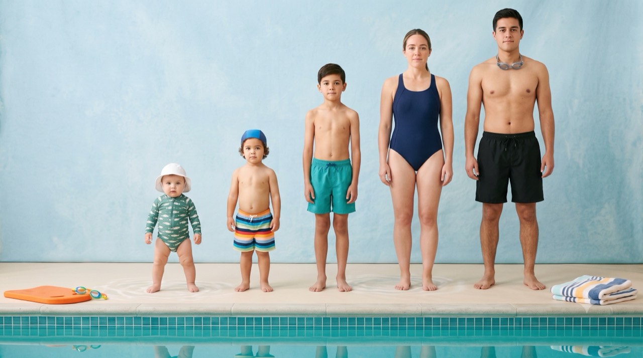 Children of different ages at swimming lessons in Singapore with 02H Swim School